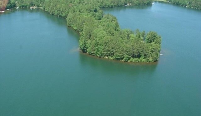 Private Lakefront Home on Peninsula of Pristine Big Bass Lake