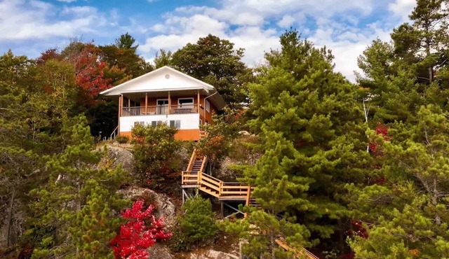 Private Lakefront Retreat on 4 Acres - Pet & Family Friendly