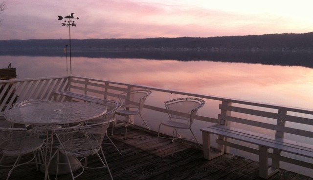 Private Lakefront Retreat – Stunning Views, Sunset Deck, Kayaks & Seasonal Dock!