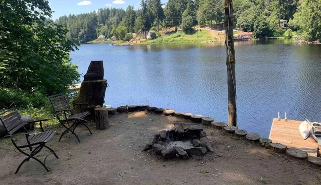 Private Lakehouse Estate on famous Lake Saint Clair