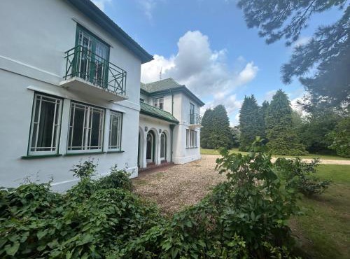 Private Lincoln Retreat - 4 Bedroom House