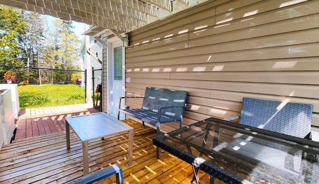 Private little Zen guestroom free parking