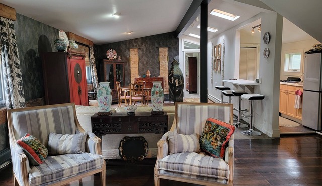 Private Loft Apartment @ Hubble Shire Farm