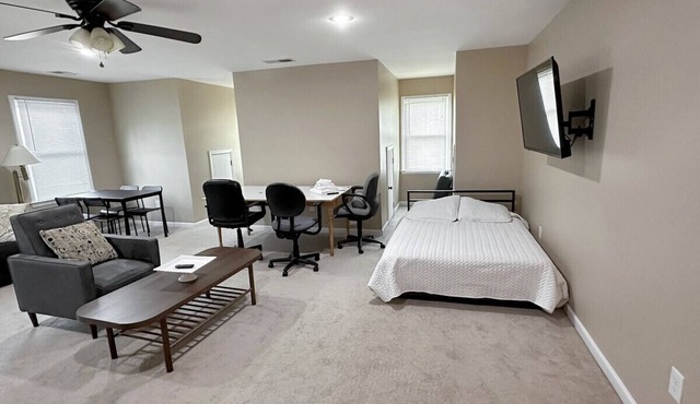 Private Loft Apartment · Private Guest Home