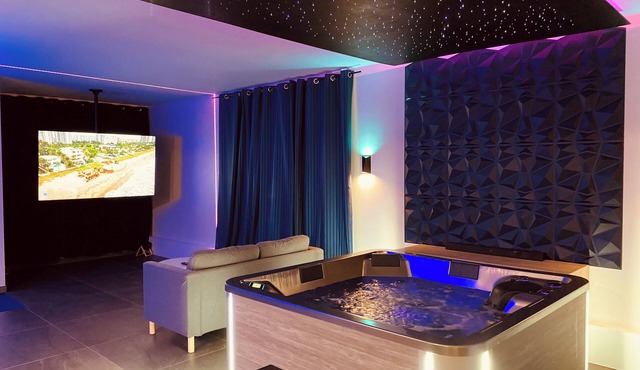 Private loft - Jacuzzi pro & sauna - All in One