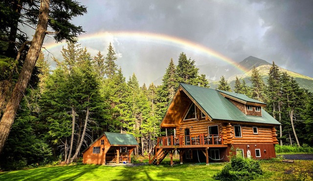 Private Log Home on Kenai Lake!