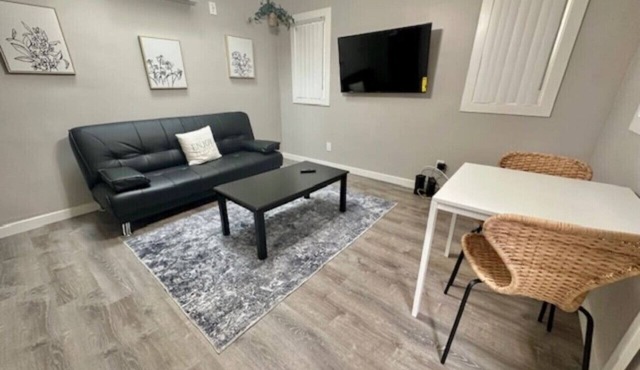 Private Los Feliz Bungalow