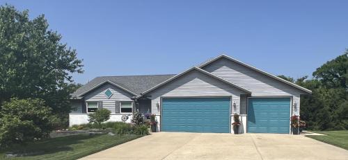 Private Lower Level Suite in Home-Sep Entrance!