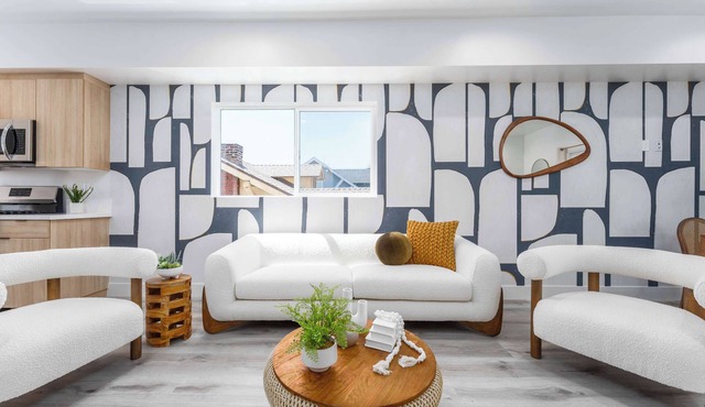 Private Luxe Townhome in Prime Location | Sleeps 8