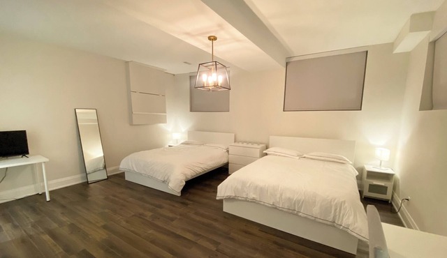 Private Luxurious Lake Simcoe Cottage