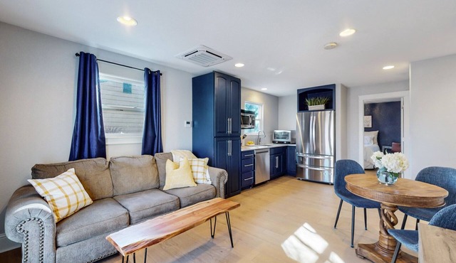 Private luxury 1 bedroom just blocks from CSU campus
