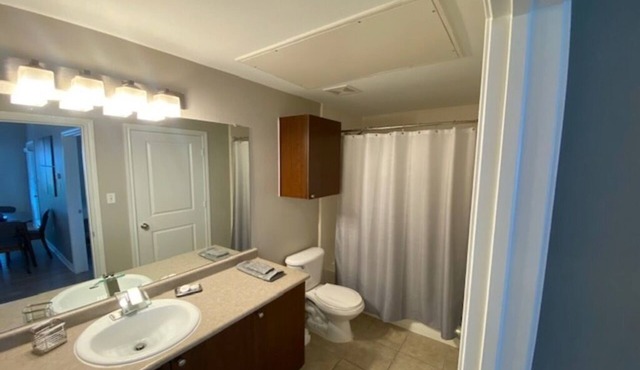 PRIVATE LUXURY APARTMENT with THE ADVANTAGE OF RESORT-LIKE AMENITIES