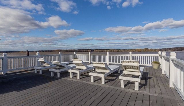 Private Luxury Home and Dock on Main Lake!