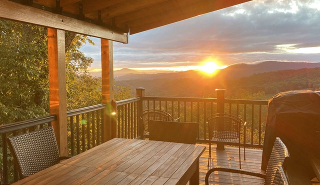 Private luxury home, sunset/mountain views, game room, pet-friendly, sleeps 22