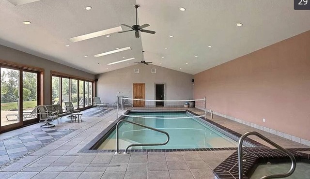 Private Luxury Lakefront Escape