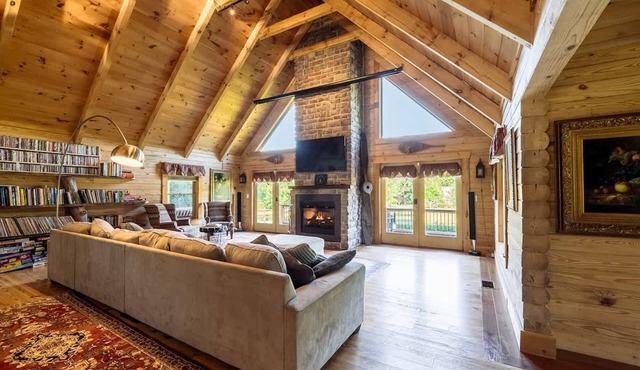 Private Luxury Log Cabin