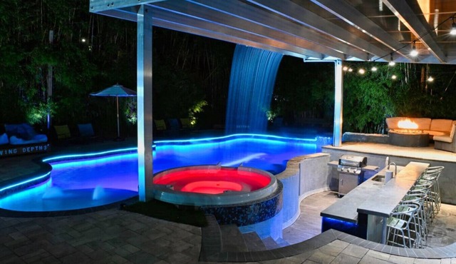 Private Luxury Pool/Swim up bar/Smart-home