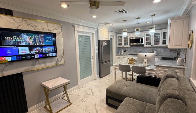 Private Luxury Poolside Guest Suite with Fire Pit & Modern Interior