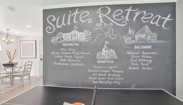 Private Luxury Retreat 2 Suites, Sleeps 20