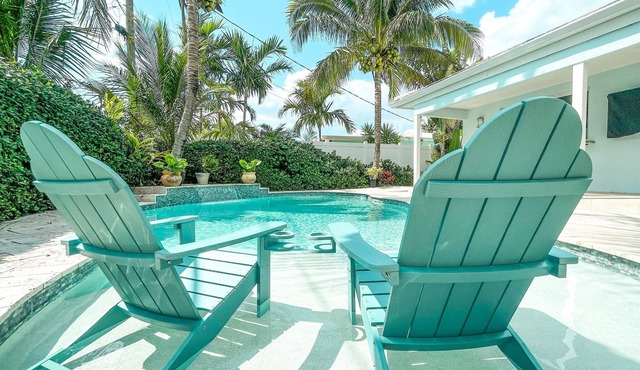 Private Luxury Oasis Minutes From The Beach w/Private Heated Pool