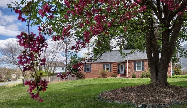 Private Main Level of 3 BR Home Near Quantico