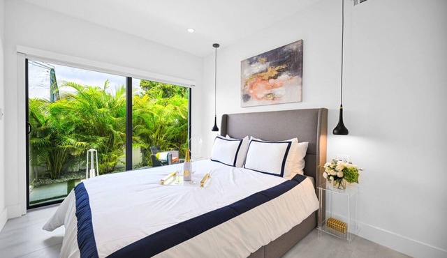 Private Miami Getaway mins from Wynwood, Design District, Midtown & South Beach