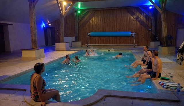 Private mini Center Parcs - Gîtes 21 pers. With indoor swimming pool, sauna & steam room