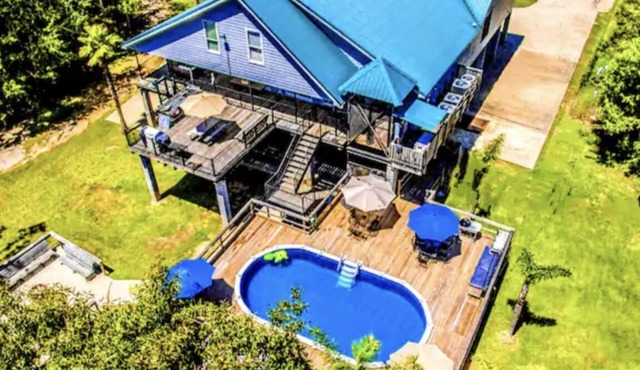 Private Mini Resort! Pool, Hot Tub, Pool Table, on River, + more - Book Today!