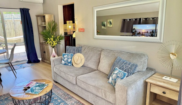 Private Modern 1BR/1BA Tropical Kihei Maui Cottage by the Beach