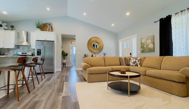 Private modern home in the quiet countryside. All the conveniences of home with covered porch and outdoor seating. Lots of parking too!