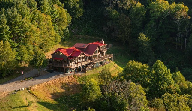 Private Mountain Home w/Incredible Views - 106 Acres, Hot Tub, Pool, Game Room