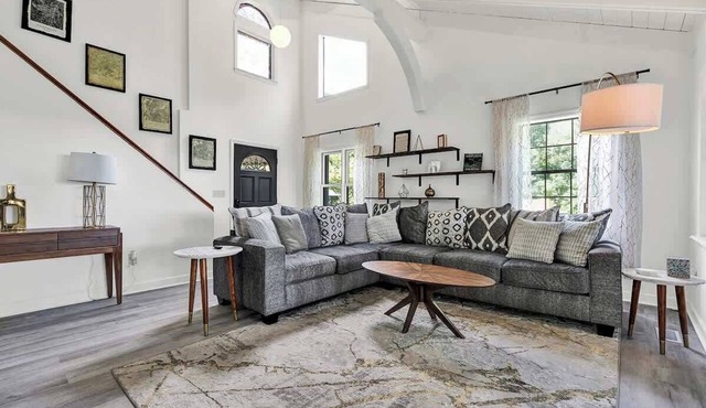 Private Mountain Retreat Near Sewanee | Sleeps 10