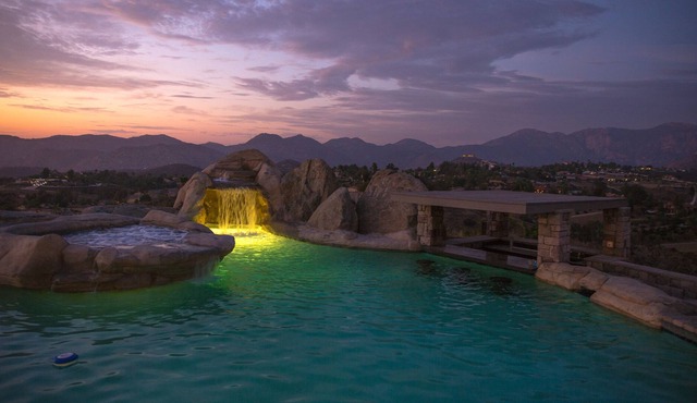 Private Mountaintop Pool Retreat