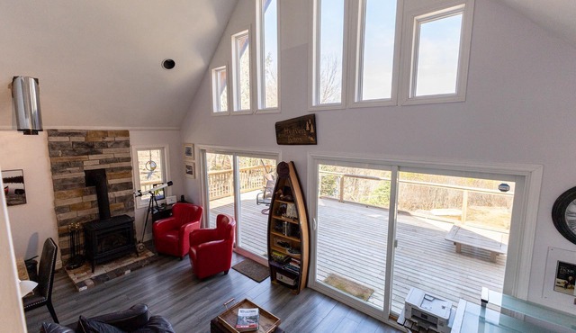 Private Muskoka Cottage on a 4 Lake Chain - Entire Cottage, Newly Renovated