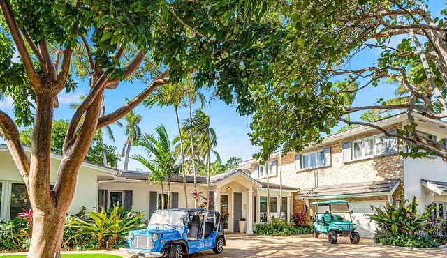 Private neighborhood | Heated Pool | Walk To Beach | Lush Surroundings | Harbor Key |