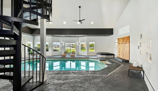 Private Oasis On 2 Acres w/Indoor Pool & Theater!