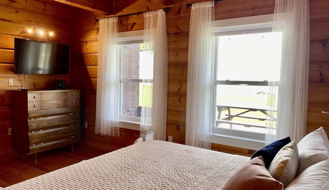 Private Ocean Front & Mountain View Acadian Lodge