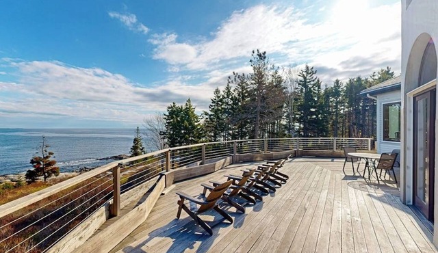 Private Oceanfront Home - 2 Fireplaces, 4 Decks & Grill, Dog-friendly
