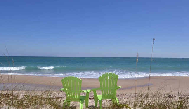 Private Oceanfront Beach House With Pool And Great Fishing