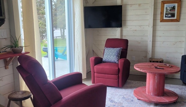 Private Oceanfront Cottage in Scots Bay – Your Quiet Escape on the Bay of Fundy