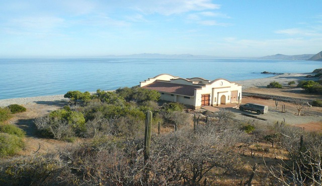 Private Oceanfront Gem