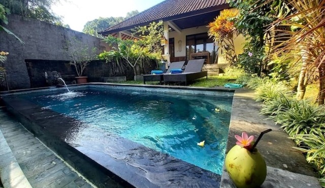 Private One BD with Pool Overlooking to Rice Fields By Hidden Point Villann