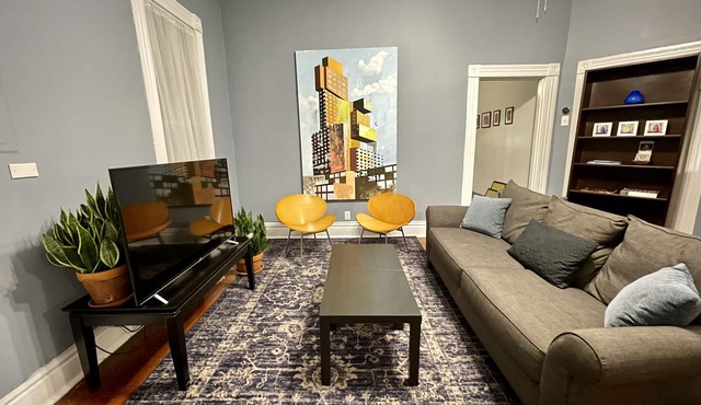 Private One Bedroom Apartment in Downtown Lexington near Rupp Arena