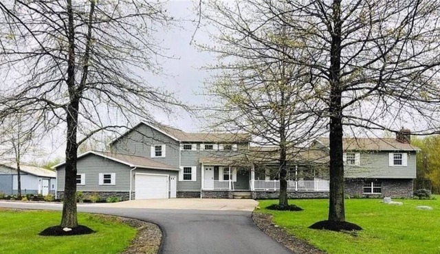 Private one - bedroom apartment in a quiet, rural setting.