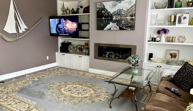 Private (One Room) Basement Bliss in Shared Home
