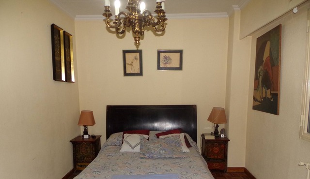 Private parking 50 km from Toledo, apartment in good area of ​​Madrid, with garage.