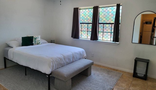 Private parking/Cozy stay+wifi