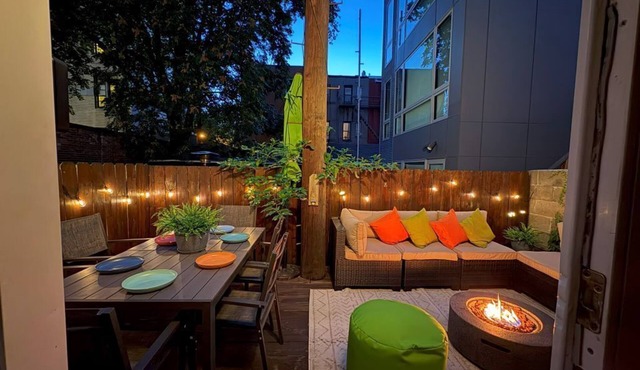 Private Patio Apt Min to NYC Sleeps up to 9 Free Parking Washer/Dryer