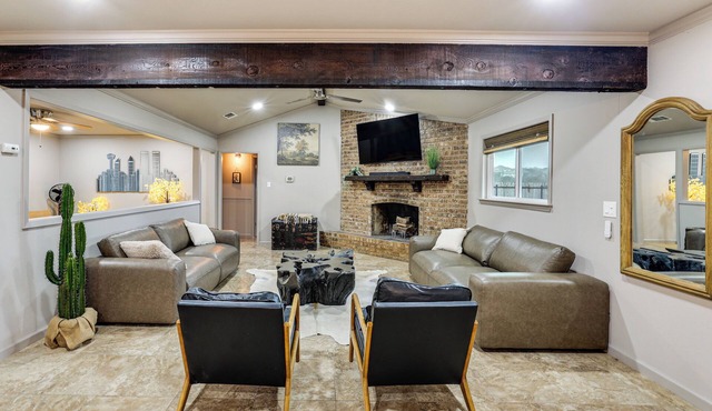 Private Patio & Yard: Pet-Friendly Bulverde Home