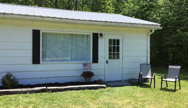 Private & Peaceful 1-bedroom apartment close to Oil Creek State Park